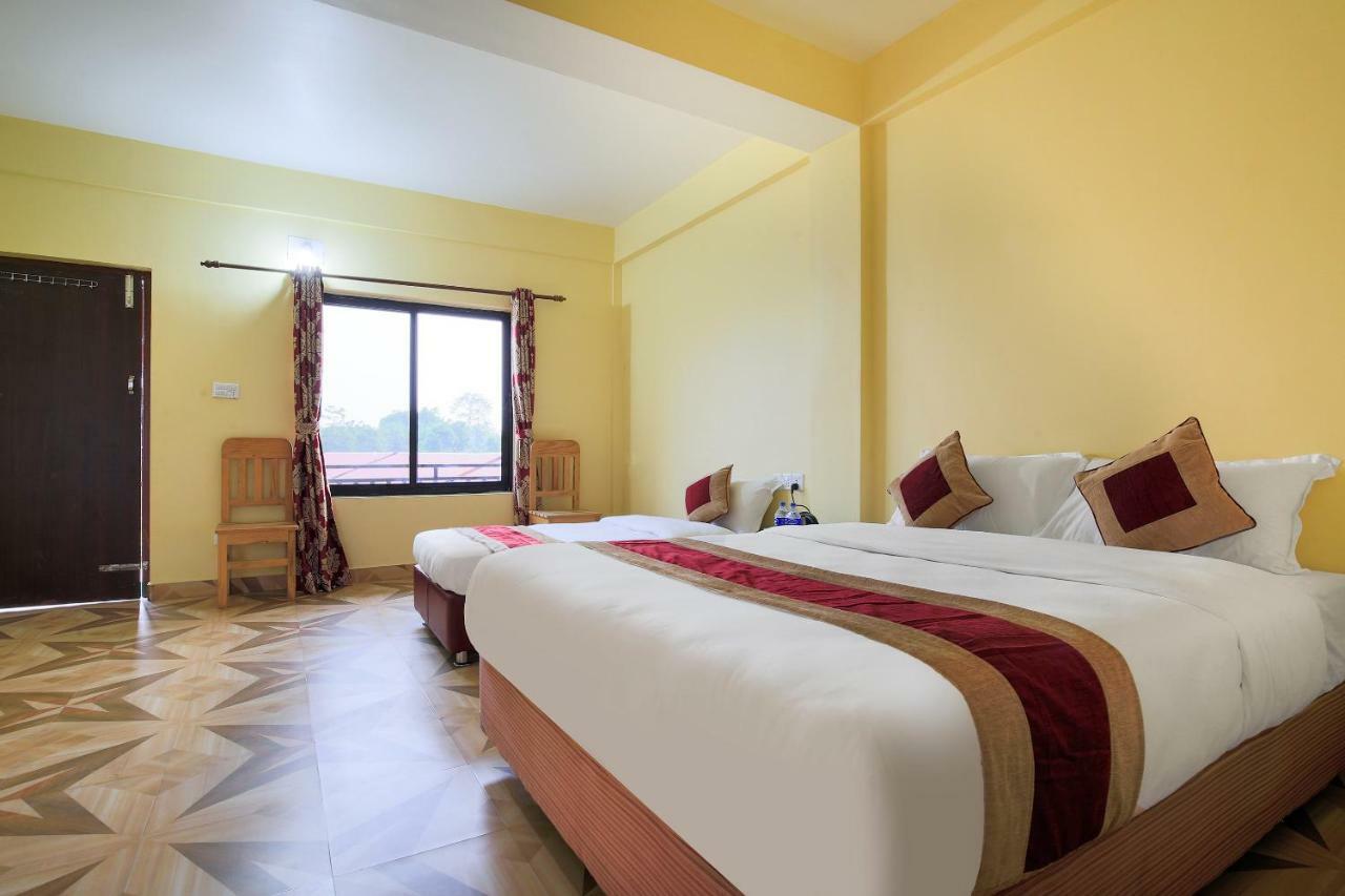 Vision Safari Pvt Ltd Ξενοδοχείο Sauraha Εξωτερικό φωτογραφία