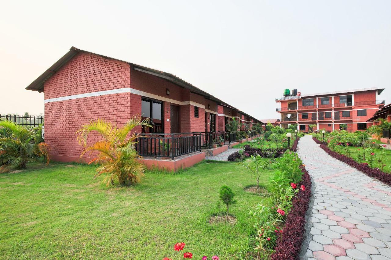 Vision Safari Pvt Ltd Ξενοδοχείο Sauraha Εξωτερικό φωτογραφία